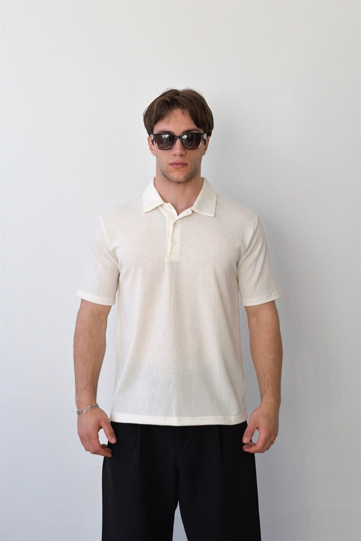 Polo Yaka Dokulu Tişört