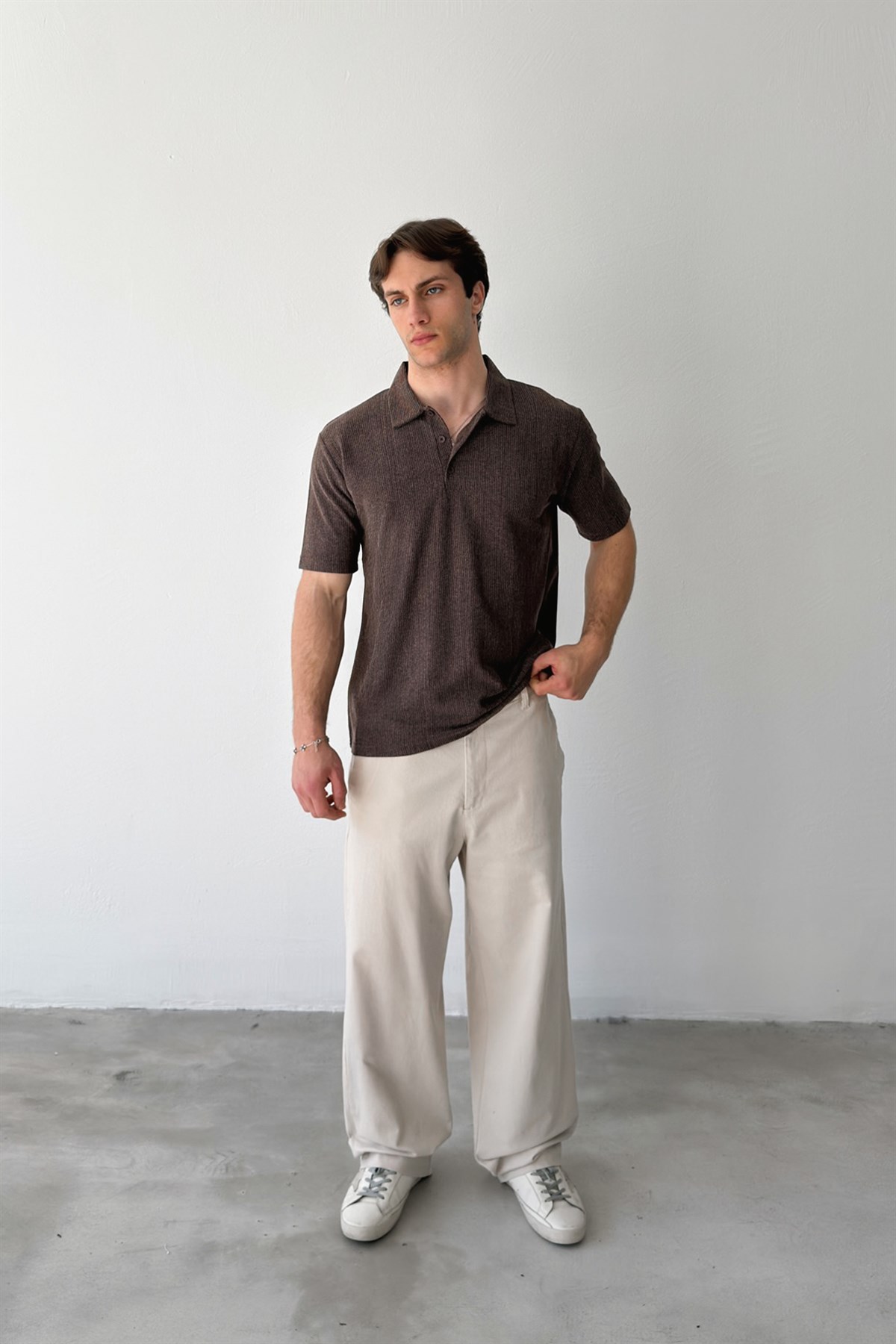 Polo Yaka Dokulu Tişört