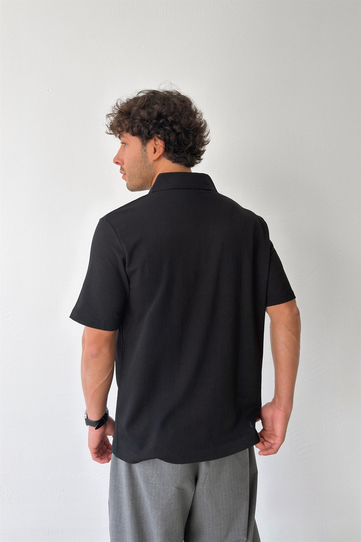 Polo Yaka Dokulu Tişört