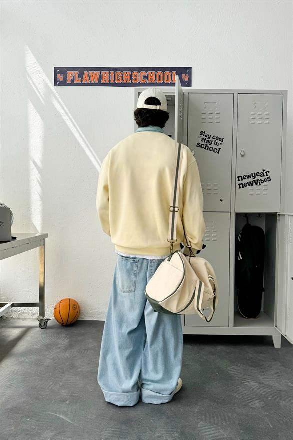 Polo Yaka Nakışlı Ekru Oversize Sweatshirt