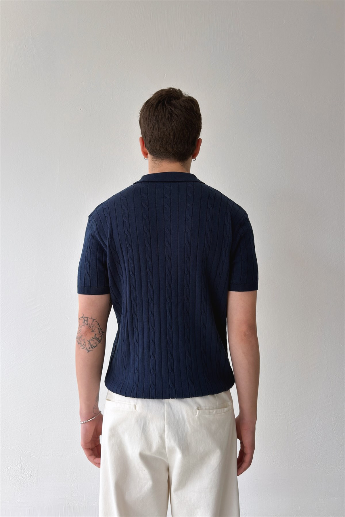 Polo Yaka Saç Örgülü Triko Tişört