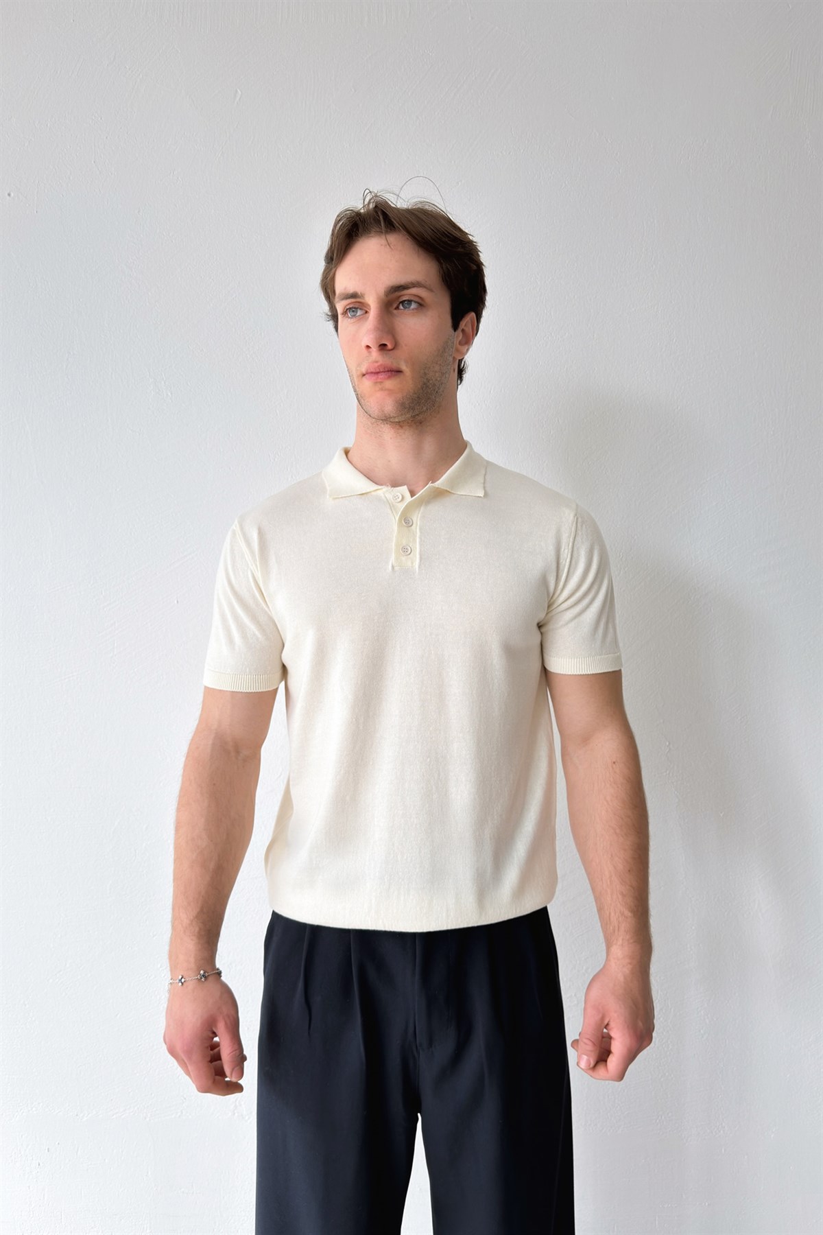 Polo Yaka Triko Tişört