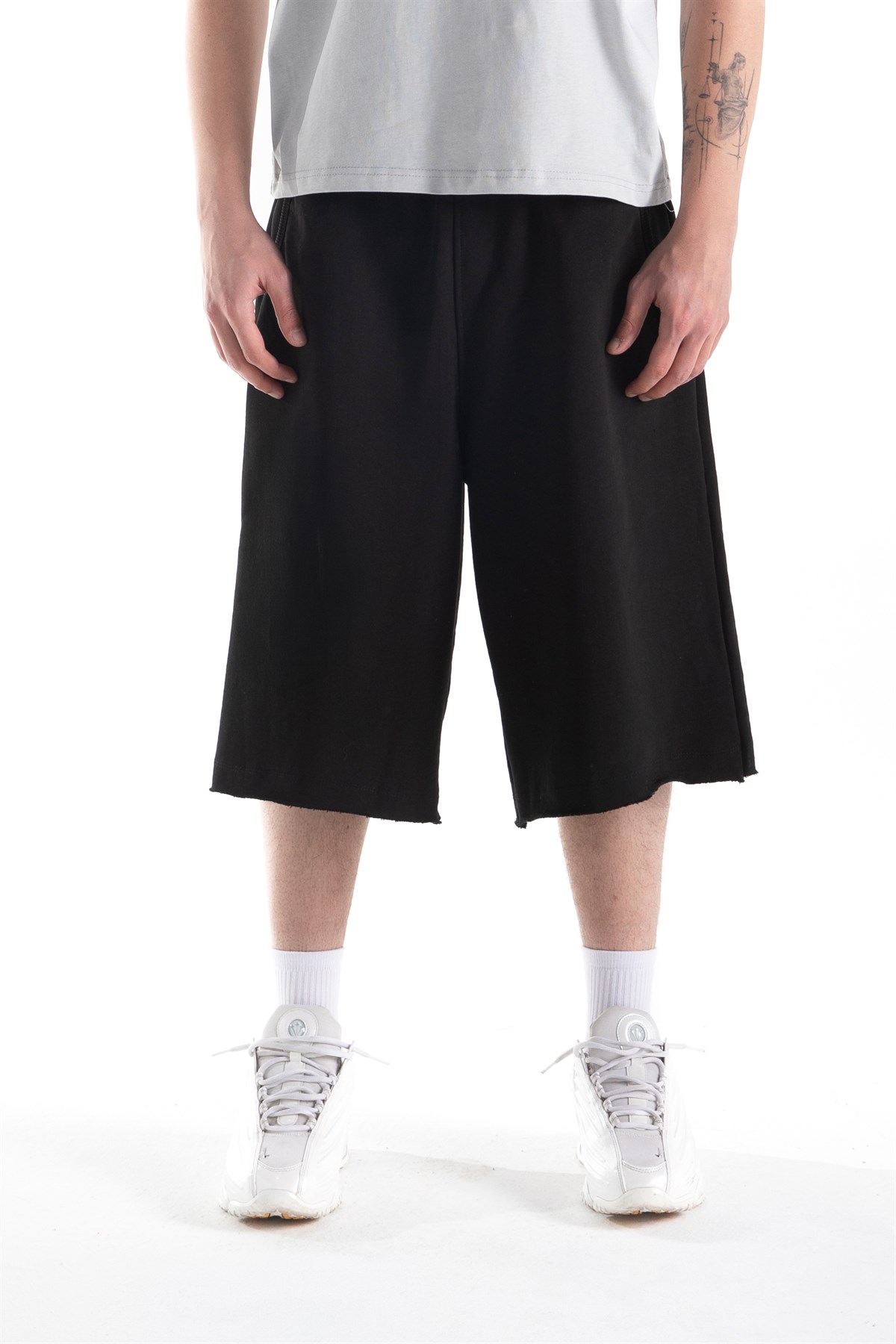 Premium Kumaş Monster Fit Jorts