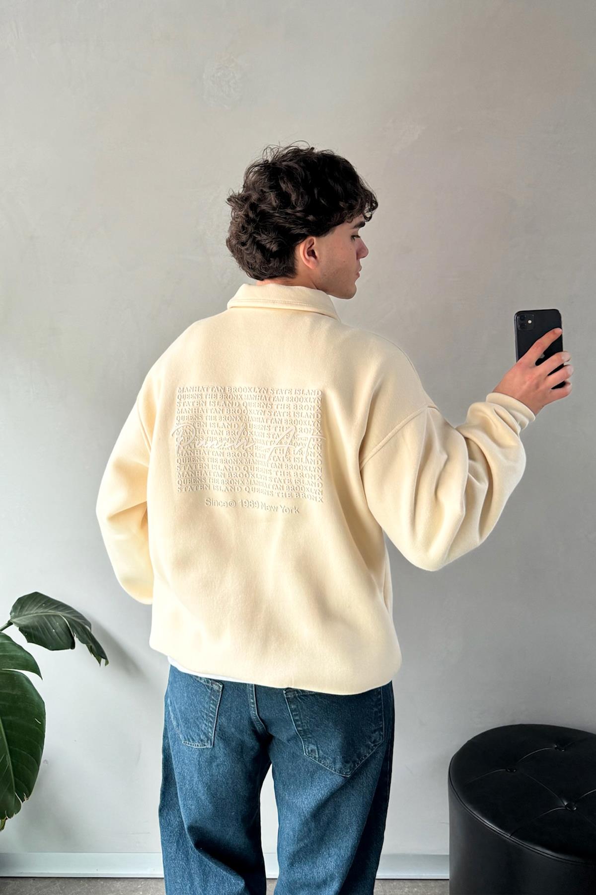 Punch Art Baskılı Polo Yaka Sweatshirt
