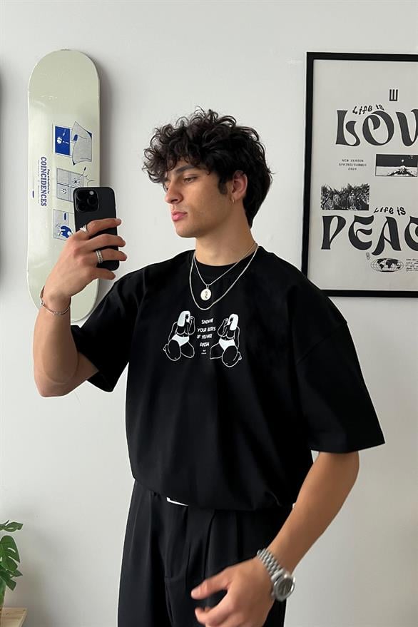 Racism Baskılı Oversize Tişört Siyah