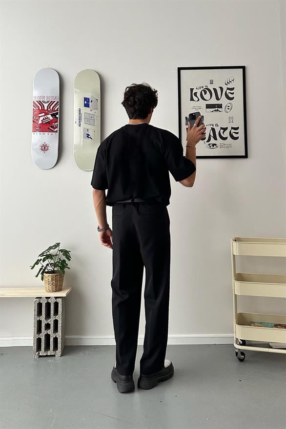 Racism Baskılı Oversize Tişört Siyah