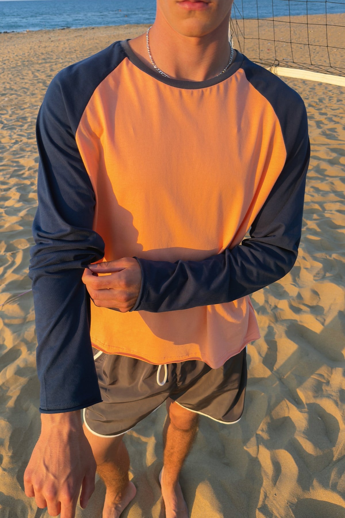 Color Block Longsleeve T-shirt