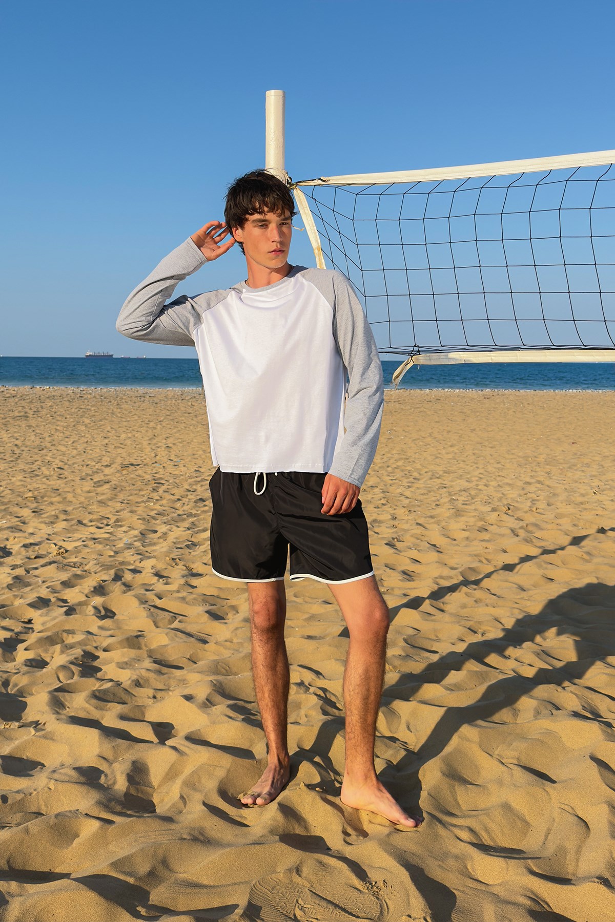 Color Block Longsleeve T-shirt