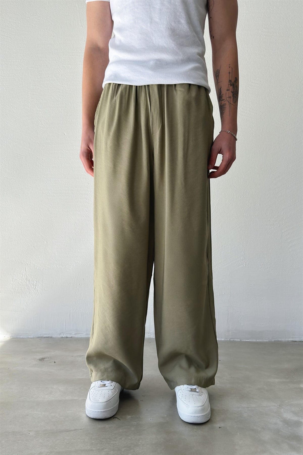 Rahat Kesim Bel Lastikli Baggy Pantolon Haki
