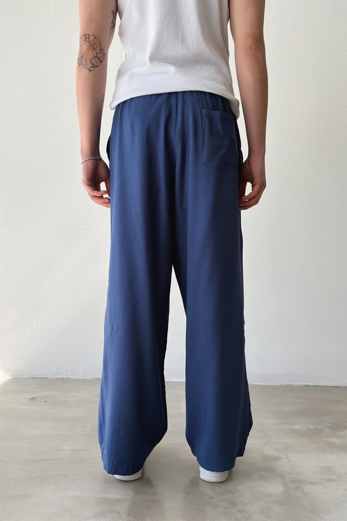 Rahat Kesim Bel Lastikli Baggy Pantolon Mavi