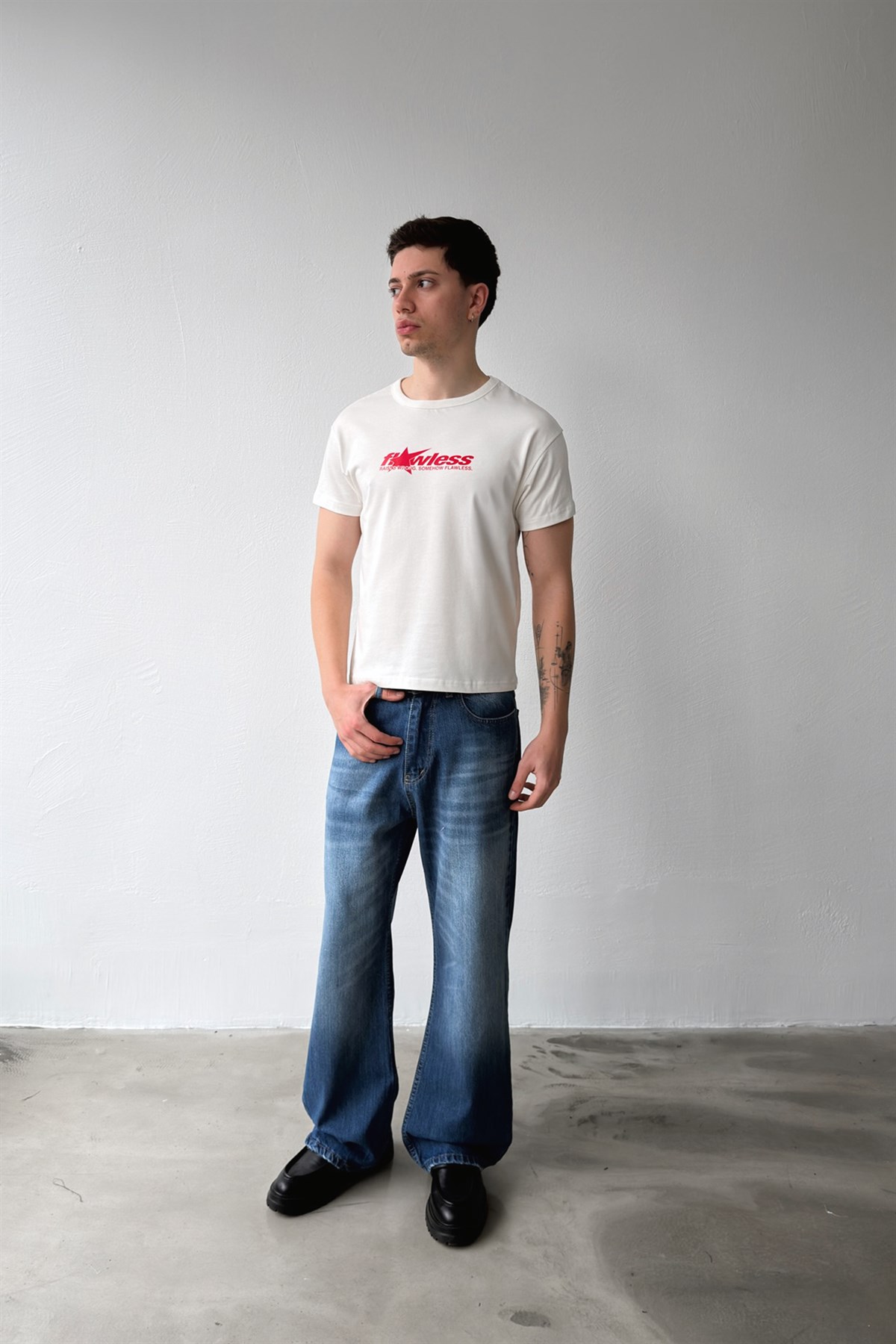 Raised Wrong Baskılı Tişört