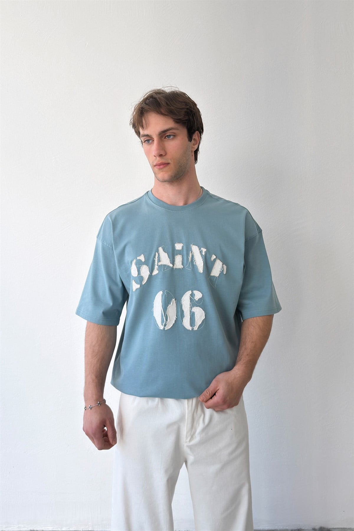 Saint Nakışlı Oversize Tişört