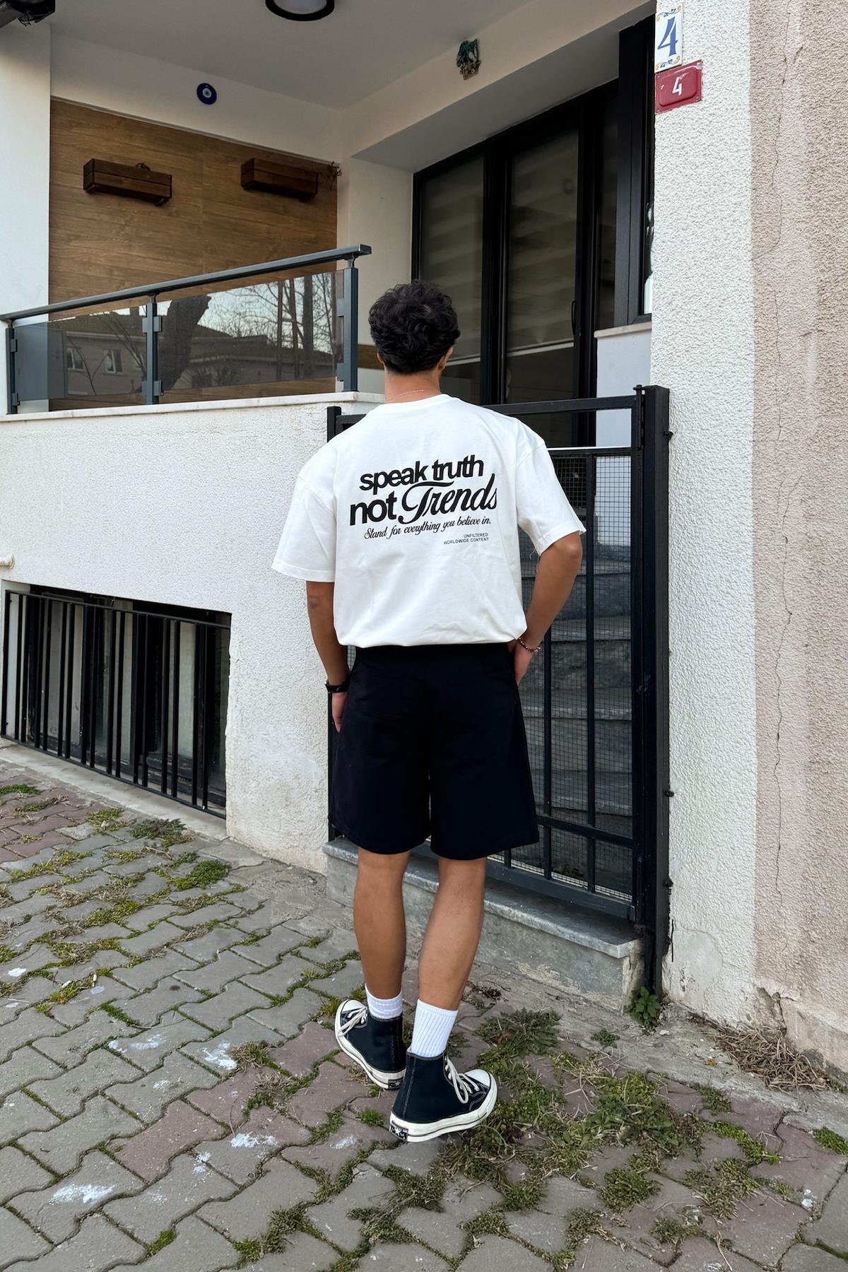 Speak Truth Baskılı Beyaz Oversize Tişört