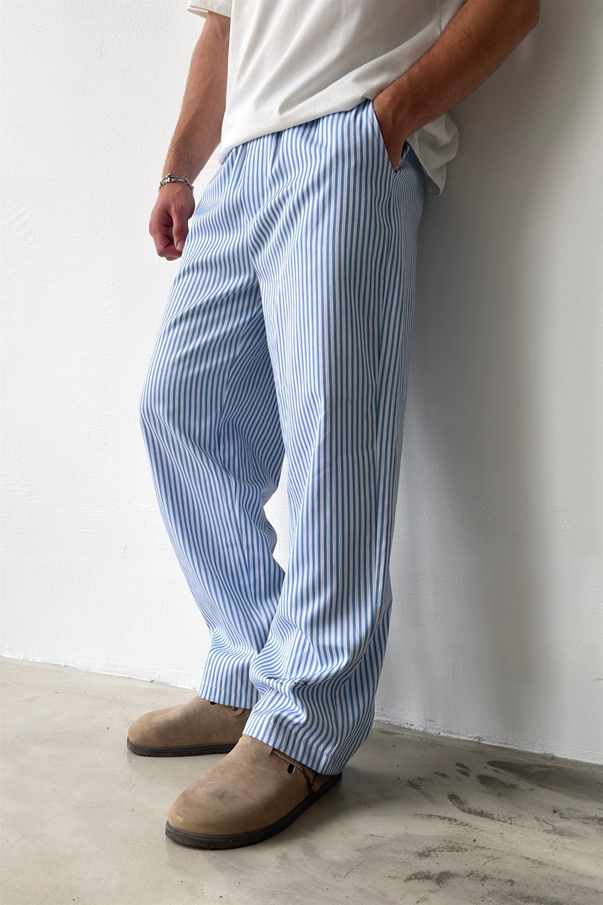 Striped Relaxed Fit Pantolon