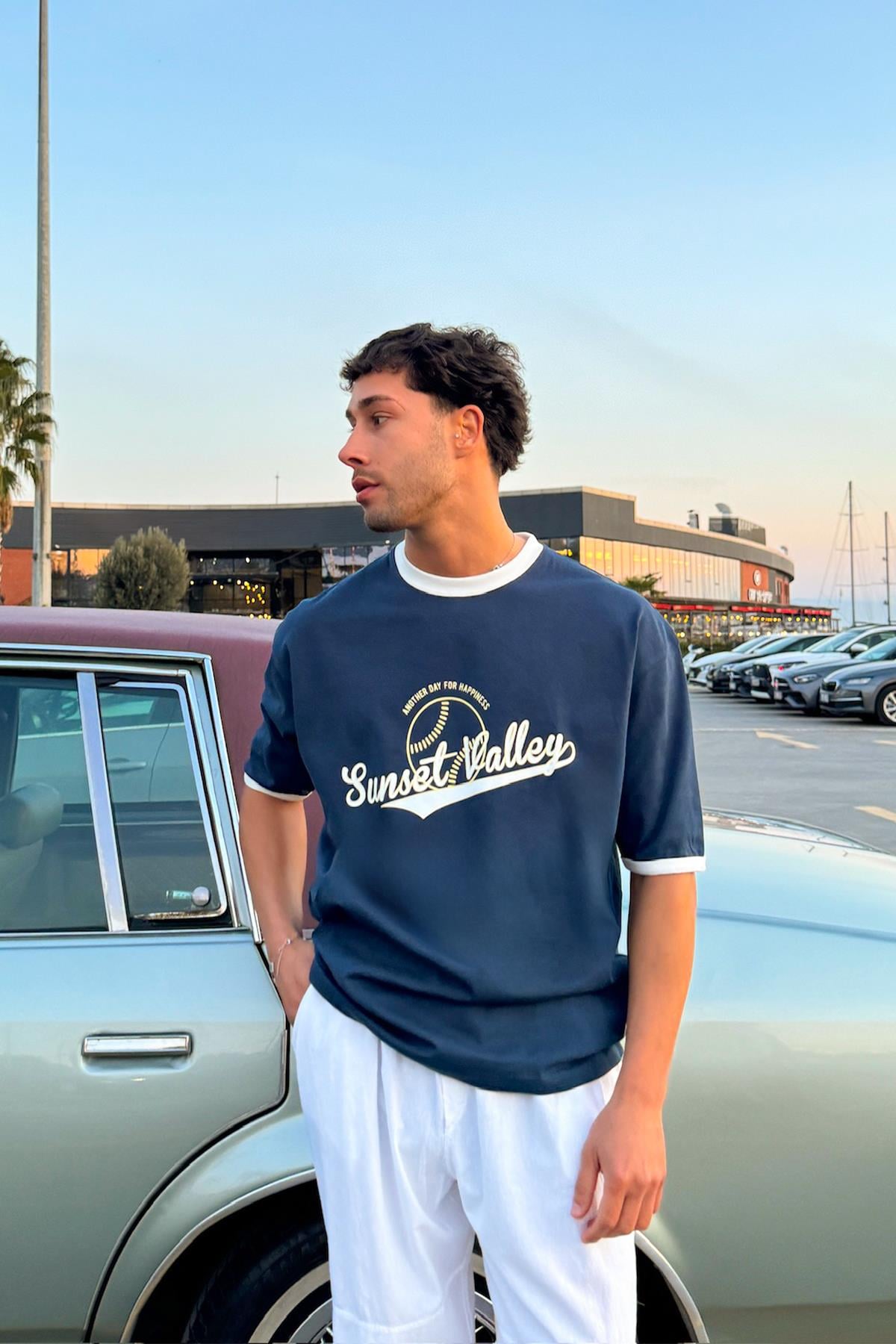 Sunset Valley Baskılı Oversize Tişört İndigo