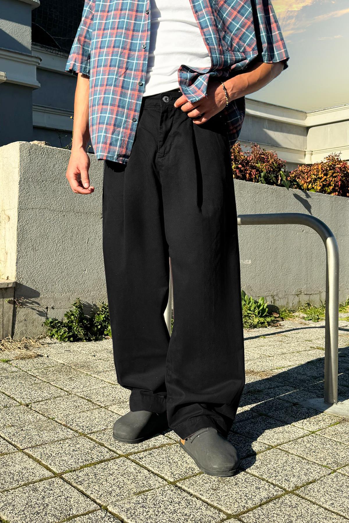 Tek Pile Geçişli Siyah Baggy Pantolon