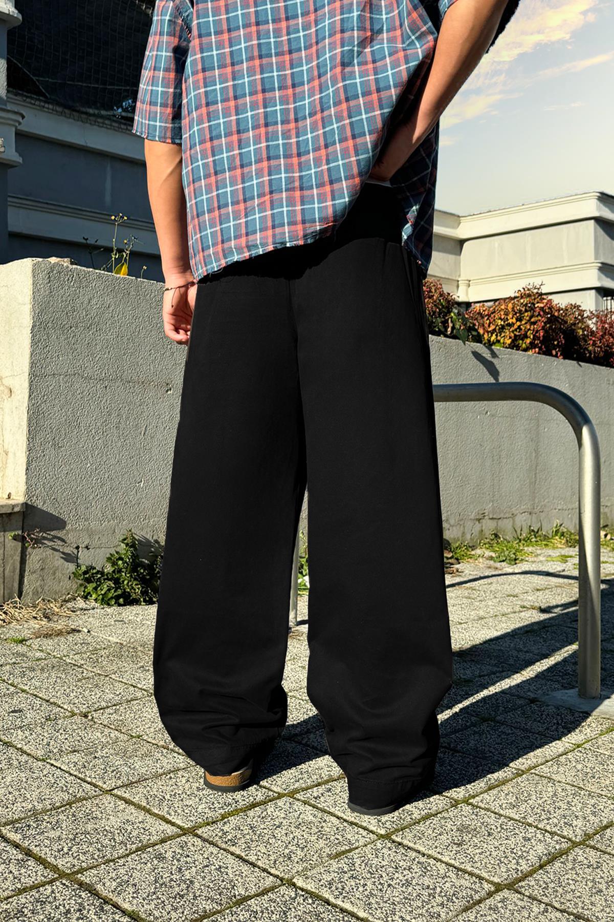 Tek Pile Geçişli Siyah Baggy Pantolon