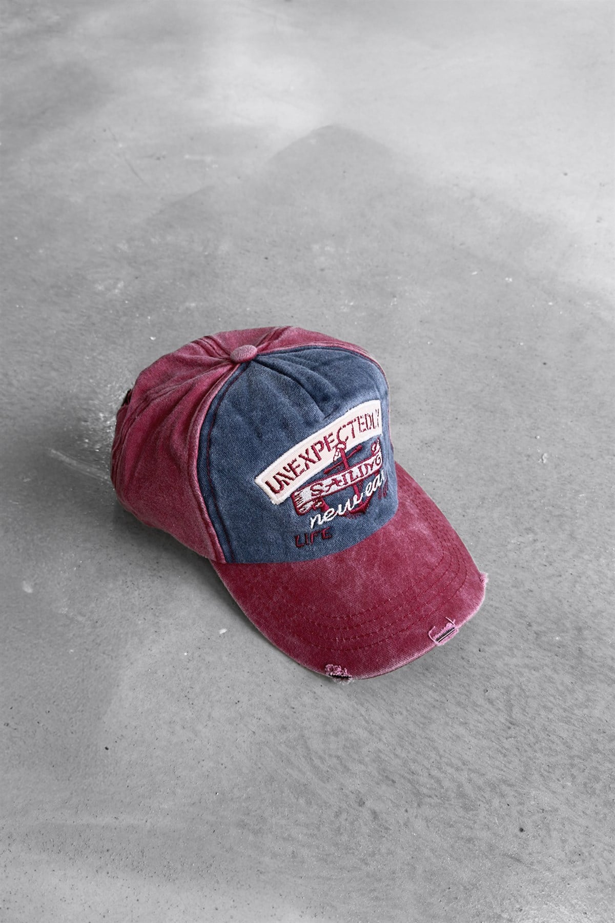 Unexpectedly Nakışlı Şapka