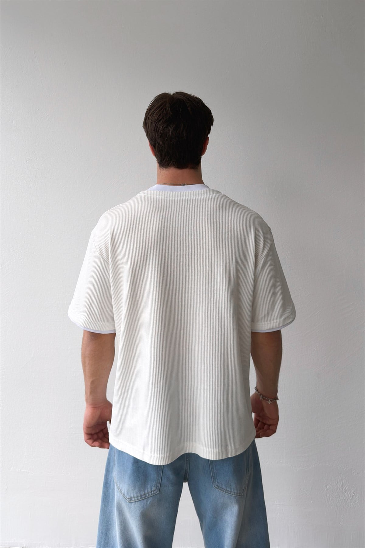 V Yaka Fitilli Tişört