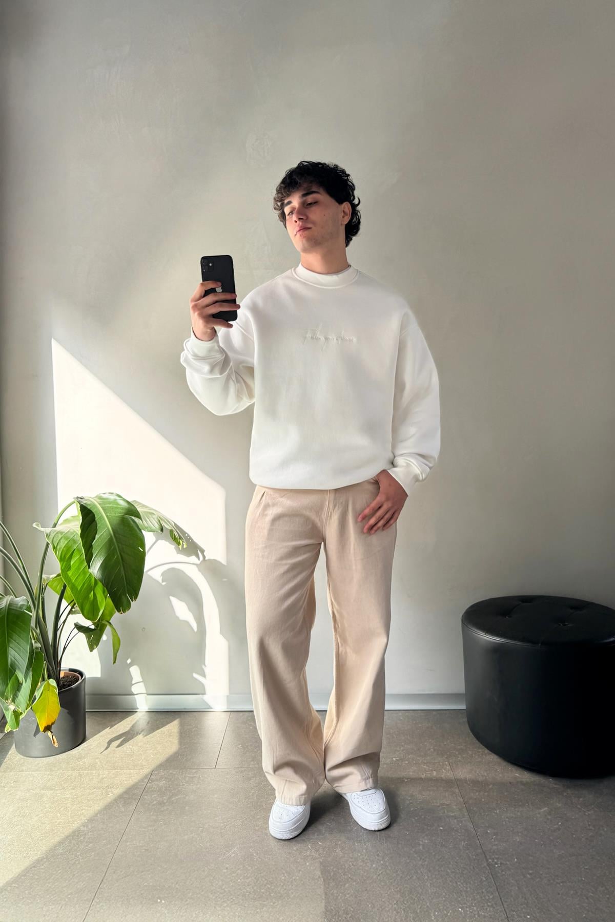 Waste Never Sırt Nakışlı Oversize Sweatshirt