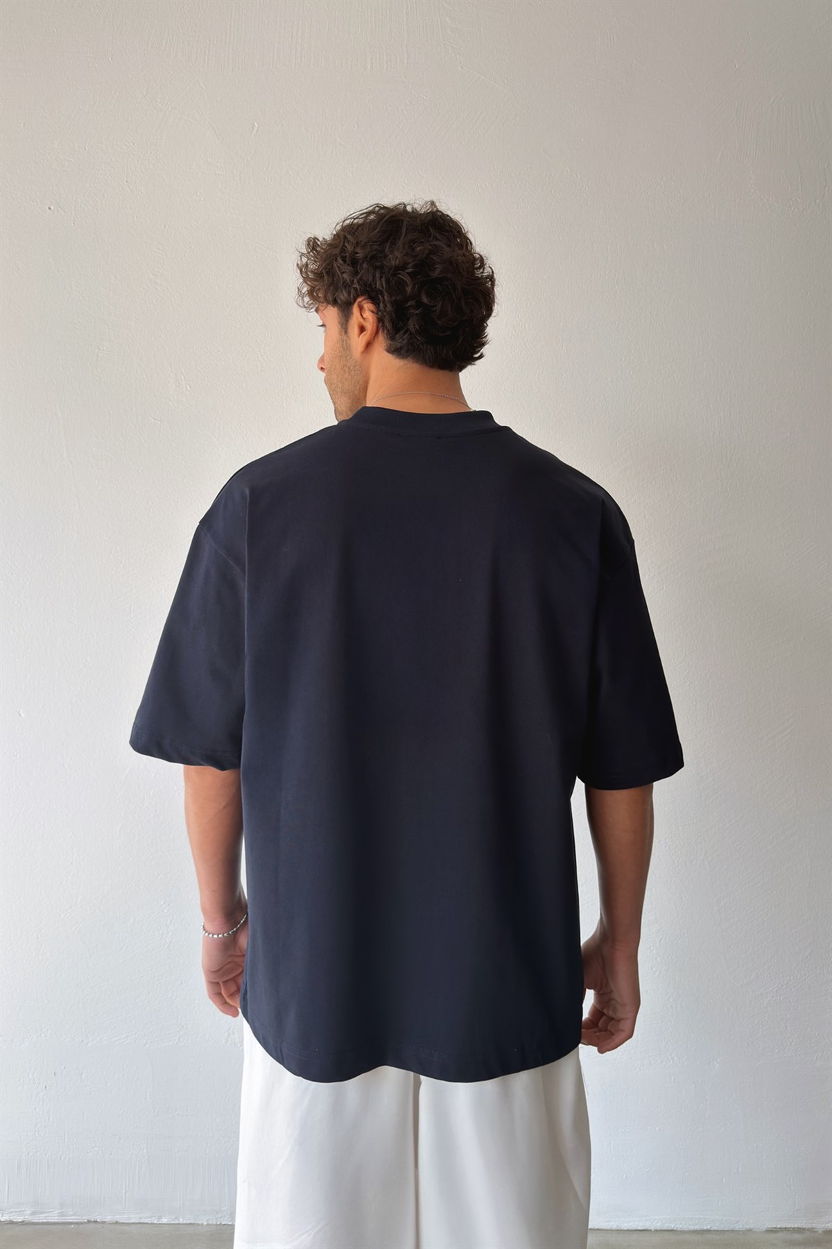 Yaka Baskılı Tişört