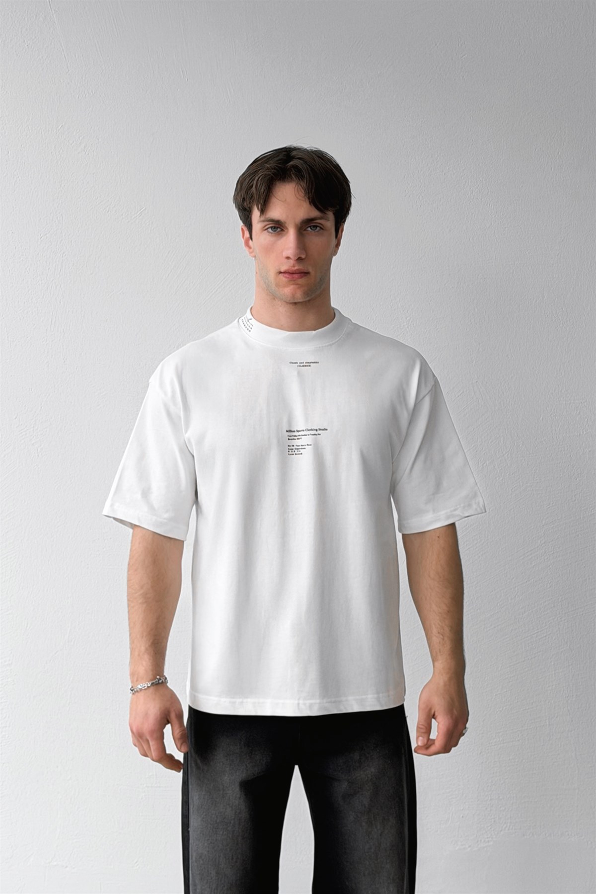 Yaka Baskılı Tişört