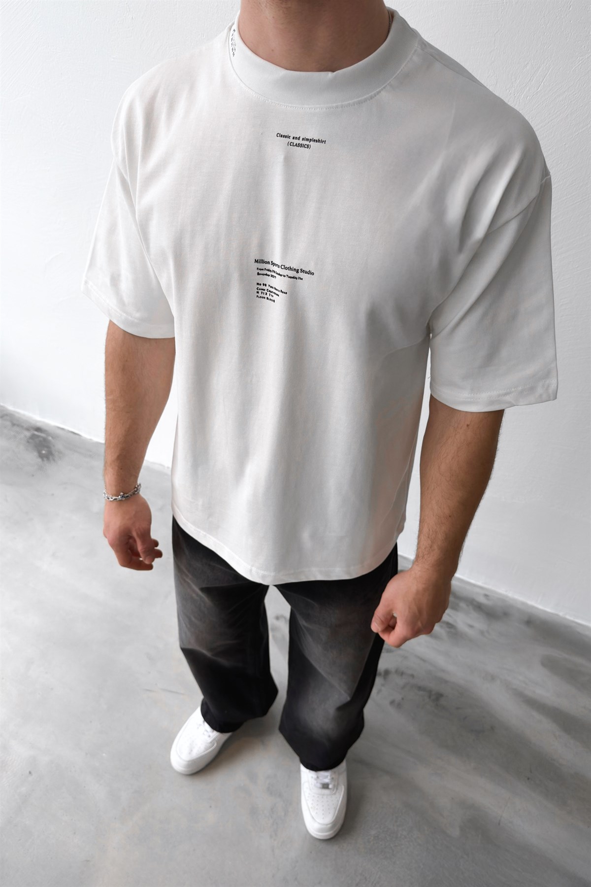 Yaka Baskılı Tişört