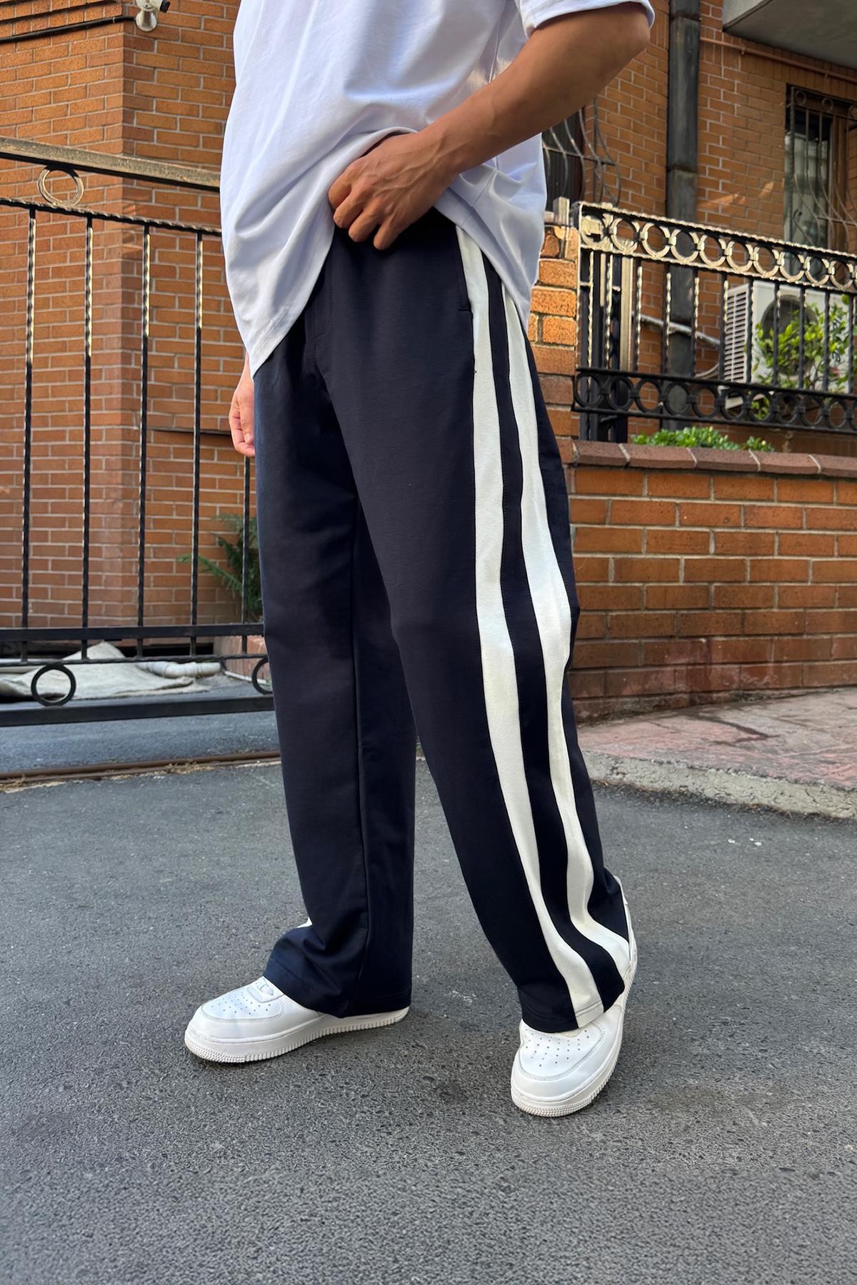 Yan Şerit Detay Lacivert Eşofman Altı Lacivert