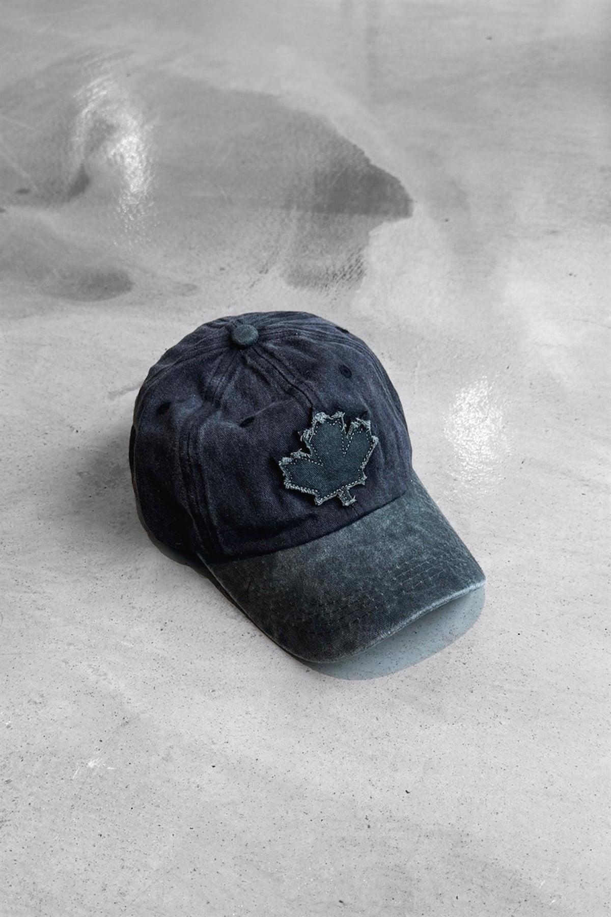 Yaprak Nakışlı Şapka