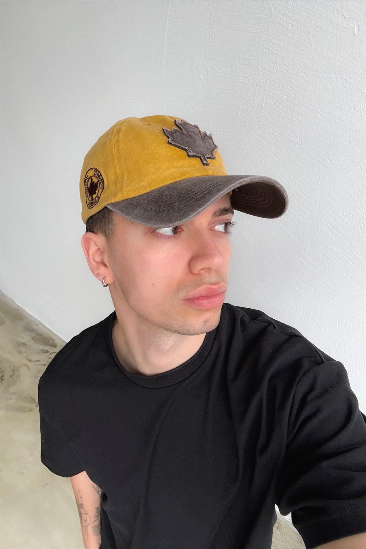 Yaprak Nakışlı Şapka