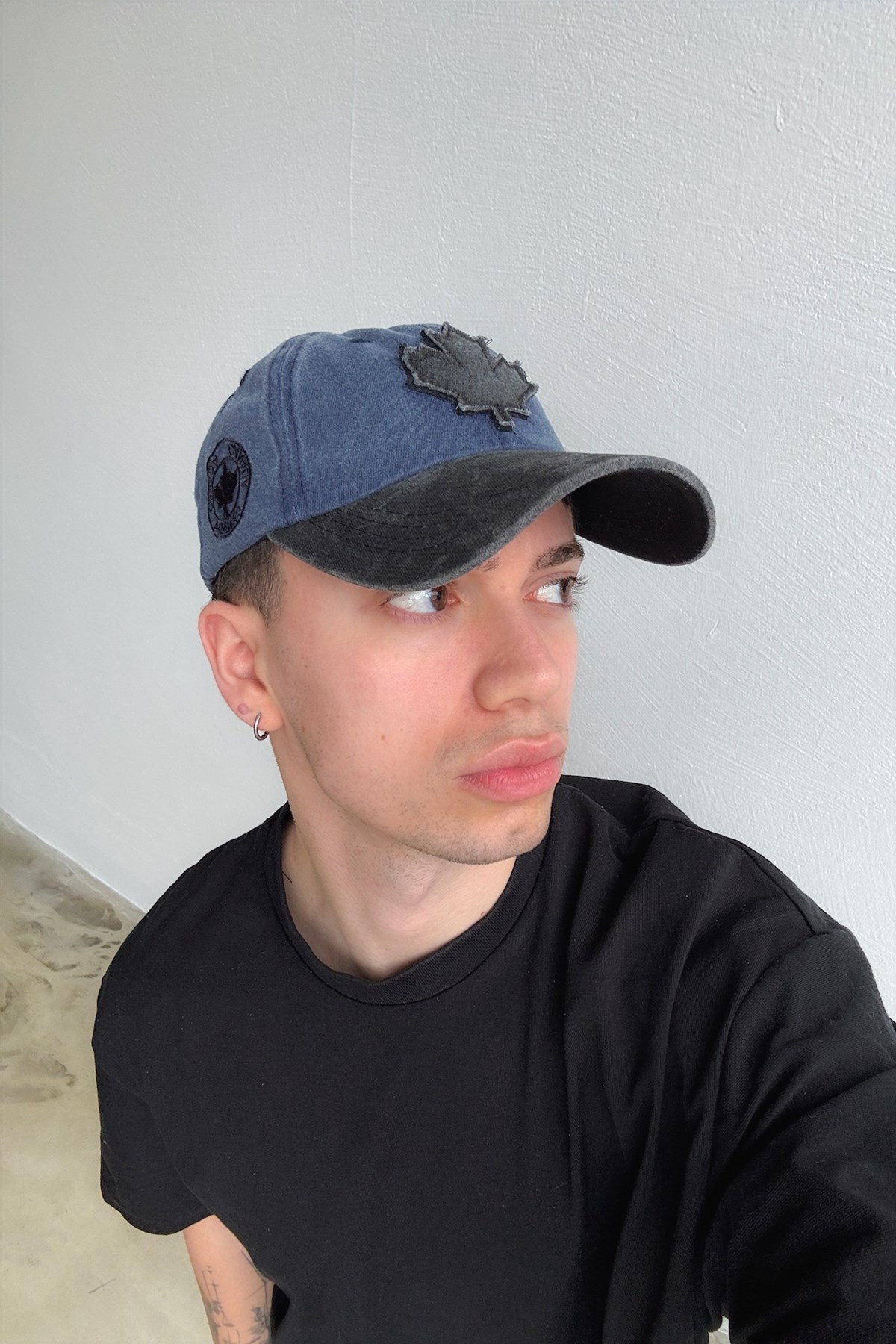 Yaprak Nakışlı Şapka