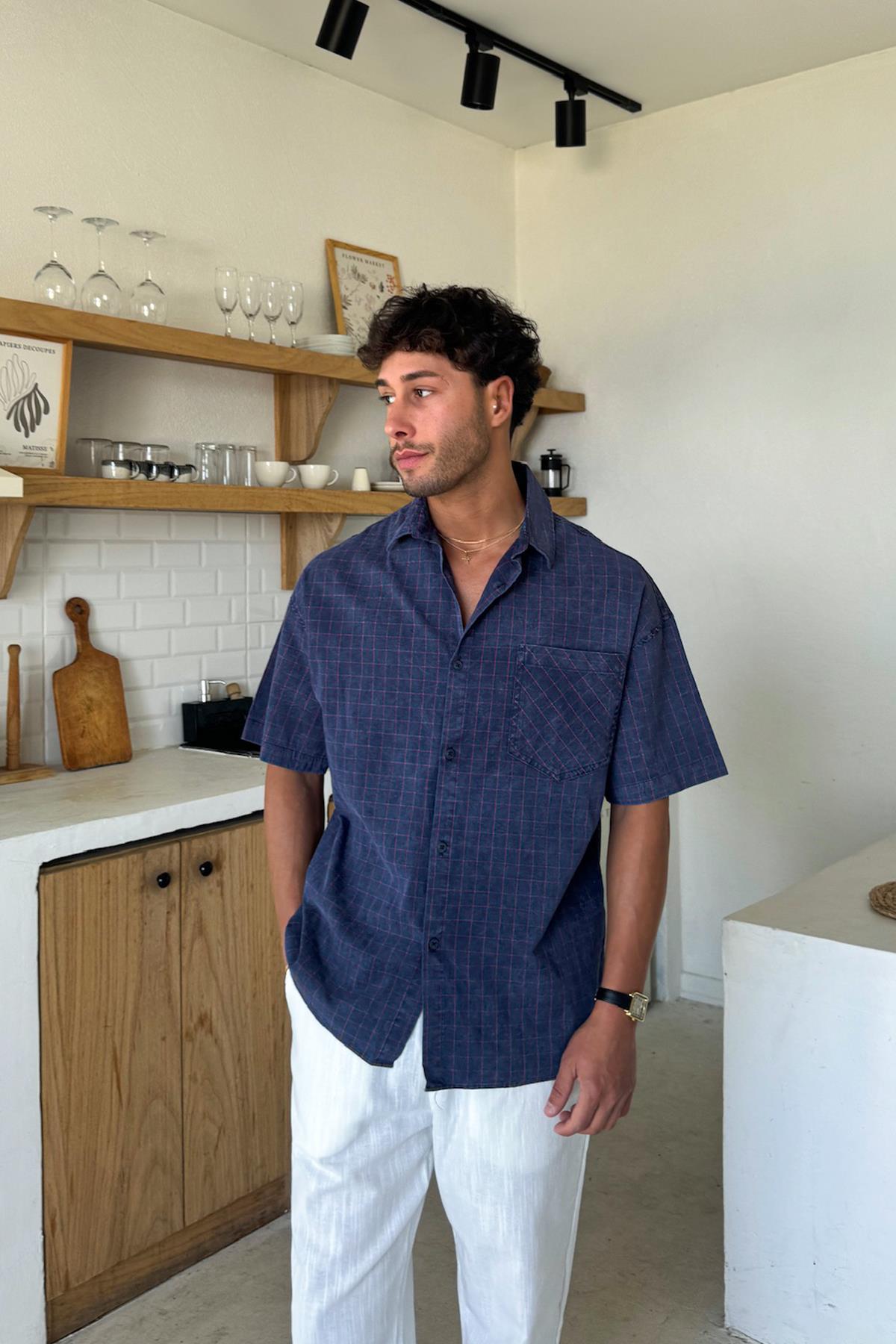 Yıkamalı Kareli Lacivert Kısa Kol Oversize Gömlek Lacivert