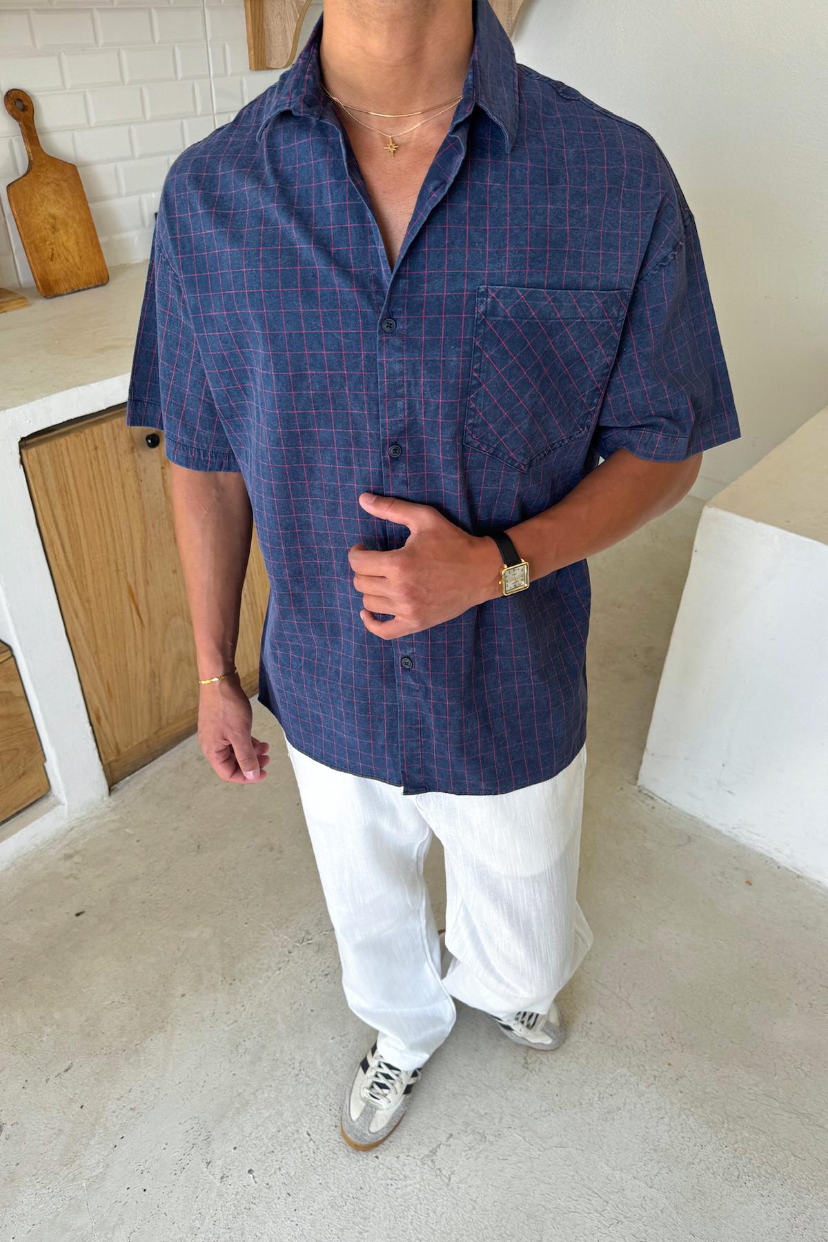 Yıkamalı Kareli Lacivert Kısa Kol Oversize Gömlek Lacivert