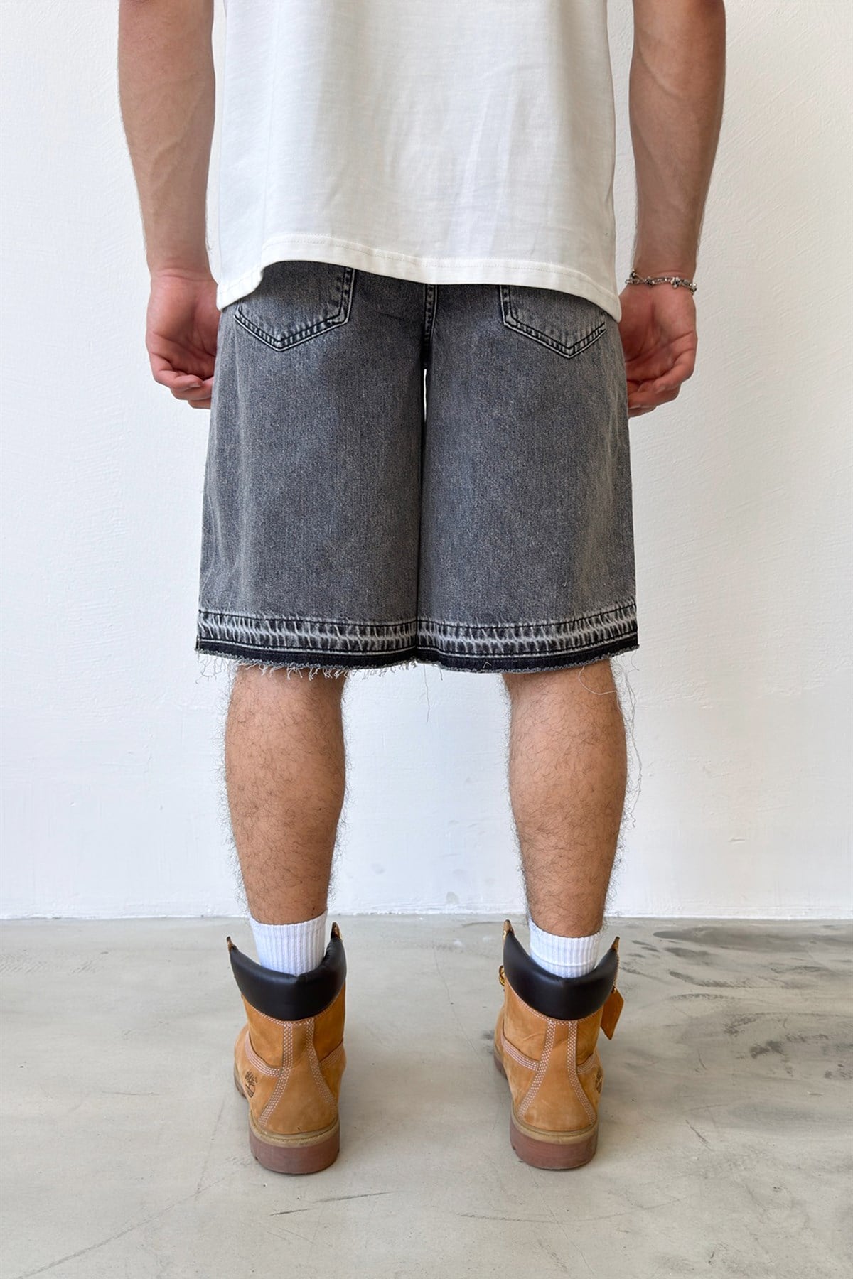Distressed Denim Şort