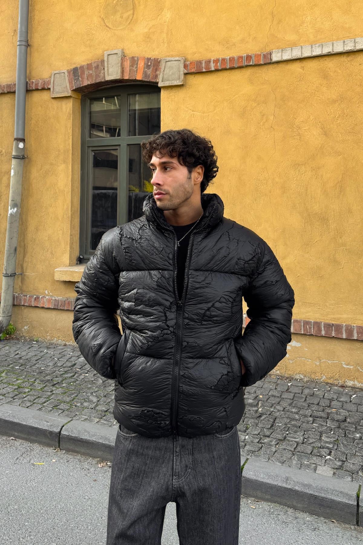 Yırtık Model Şişme Mont