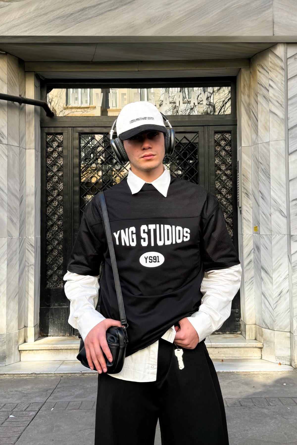 Yng Studios Siyah Bisiklet Yaka Forma