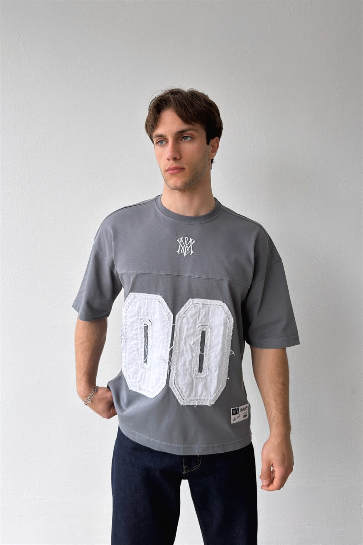 Zero Ön Nakış Detay Tişört