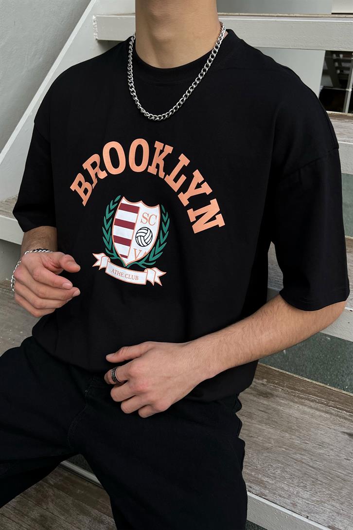 Brooklyn Baskılı Siyah Oversize Tişört