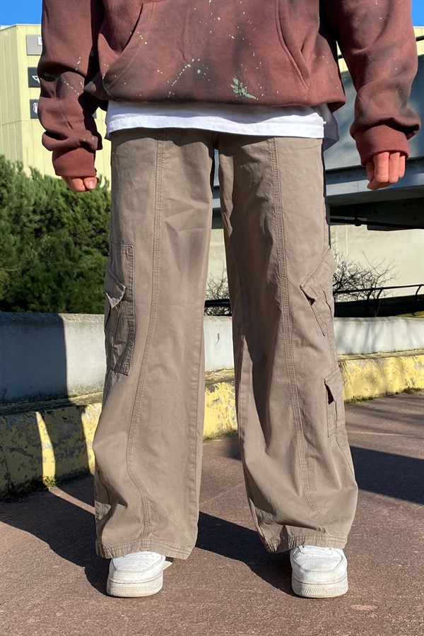 Cargo Pocket Extra Baggy Khaki Pants