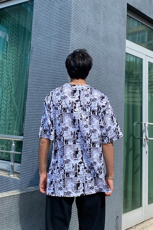 Comics Desenli Beyaz Oversize Tshirt