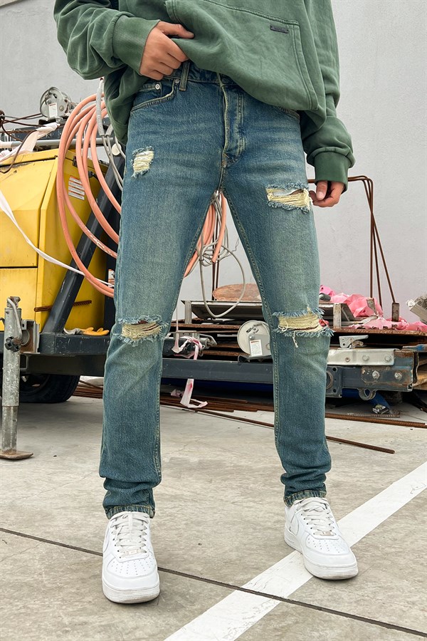 Distressed Skinny Fit Premium Jean