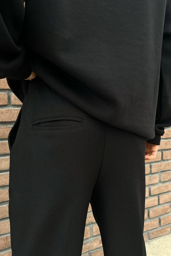 Flaw Atelier Bel Lastikli Siyah Kumaş Pantolon