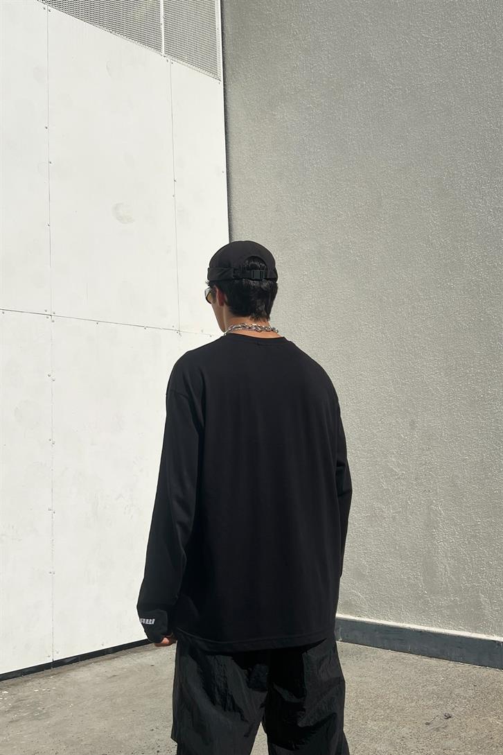 Flaw Atelier Nakışlı Siyah Long Sleeve Tshirt