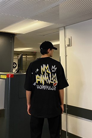 It's Joke Graffiti Paint Oversize Tee