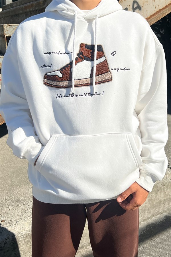Sneaker Nakışlı Kahverengi Oversize Sweatshirt