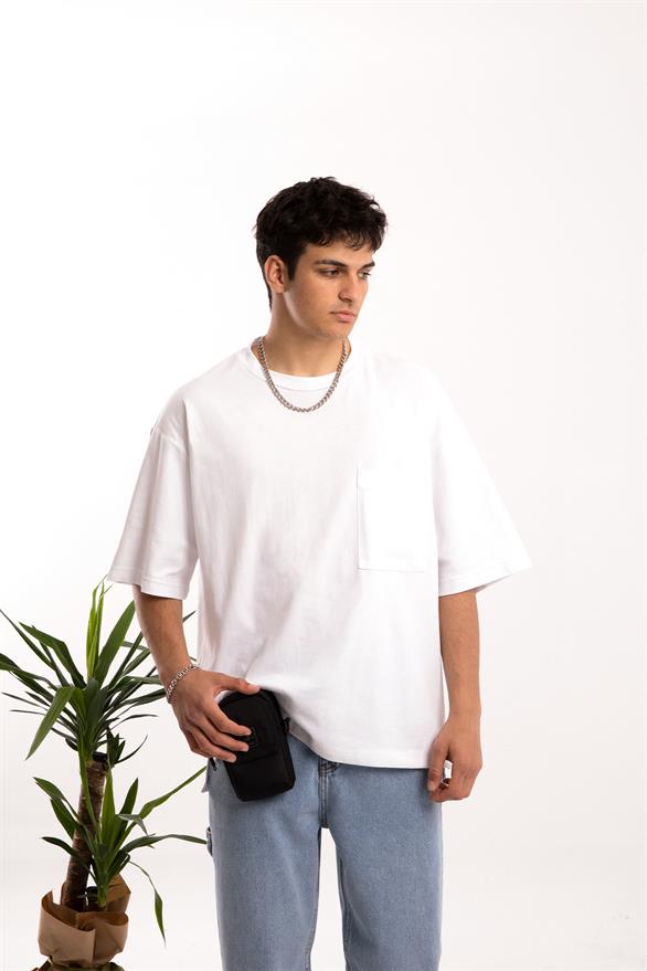 Cep Detaylı Basic Beyaz Oversize Tişört