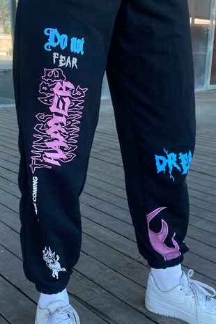 Dream Baskılı Siyah Sweatpant