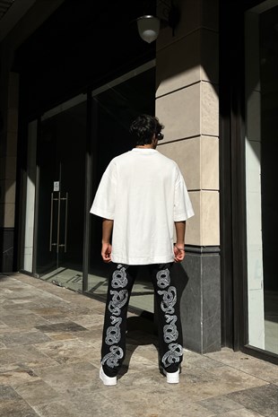Flaw Atelier Flaw Culture Nakışlı White Oversize Tee