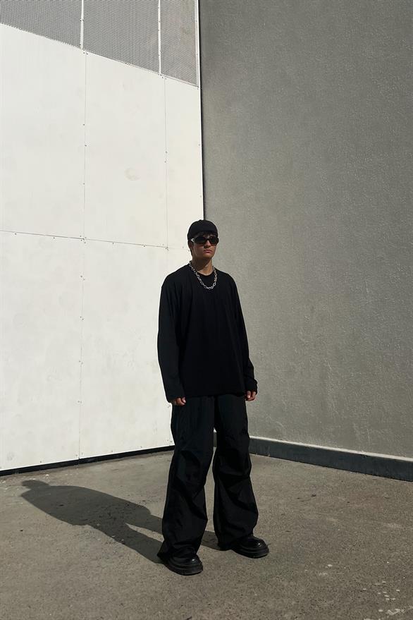 Flaw Atelier Nakışlı Siyah Long Sleeve Tshirt