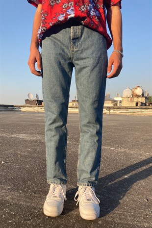 GRINDING DAD FIT JEANs